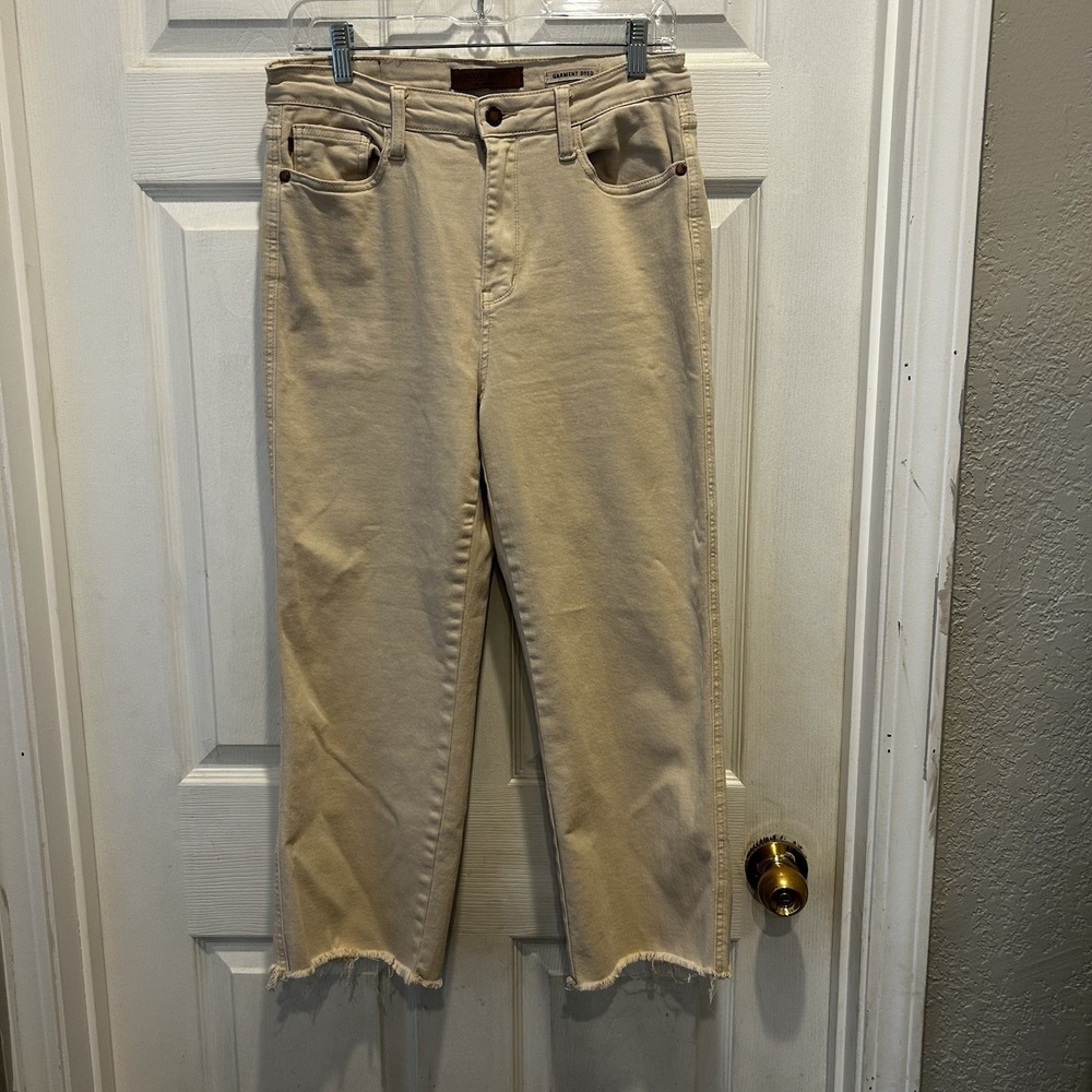 Judy Blue Los‎ Angeles Women's Beige Garment Dyed Straight Leg Jeans Size 11/30